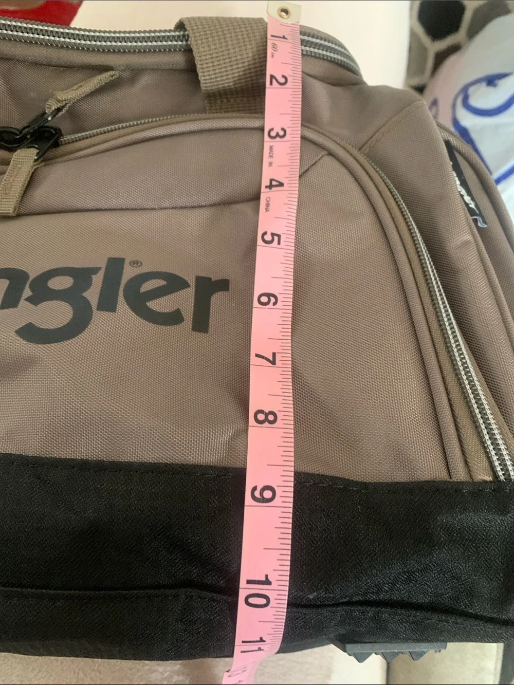 Wrangler spacious duffel